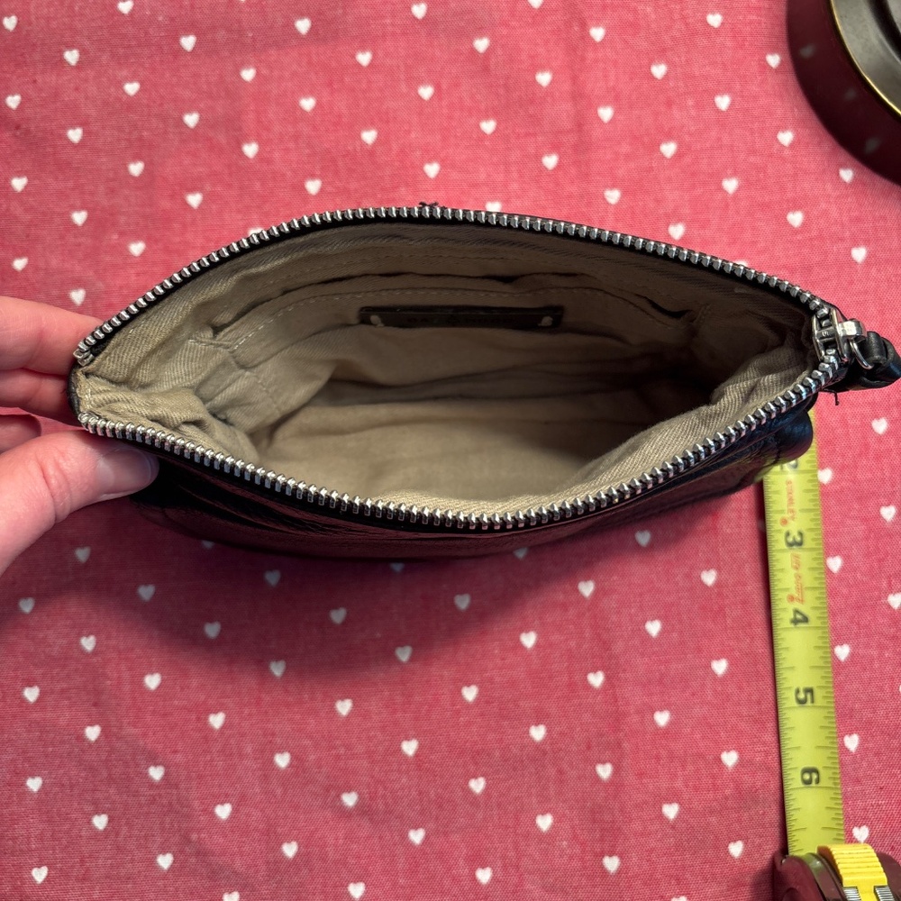 Black leather wristlet - Picture 5 of 7